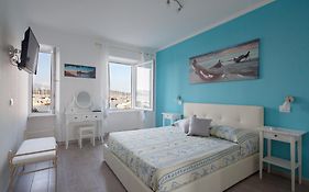 Fezzano / Portovenere Stilish Double Rooms With Sea View, Balcony Or Small Courtyard